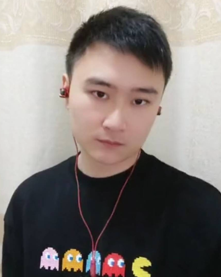 王显荣